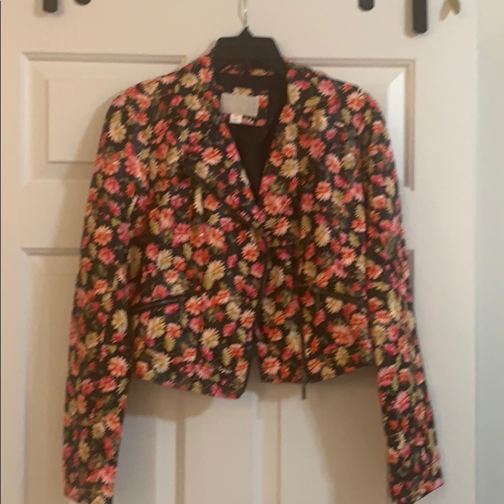 Floral Pleather Moto Jacket w/Zipper Details